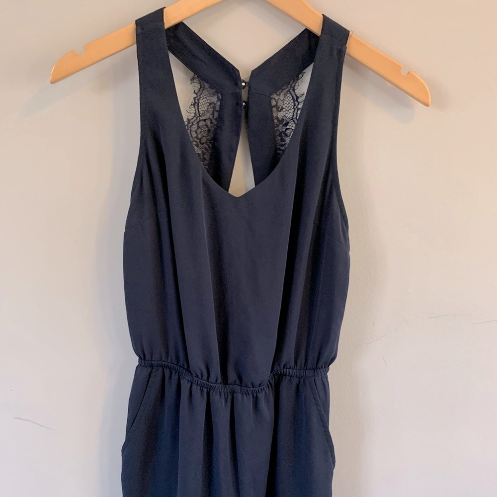 Navy blue romper with pockets! Size 2 from H&M. Would say it runs small for a 2.